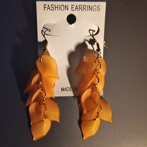 Elegant Gold Leaf Drop Earrings